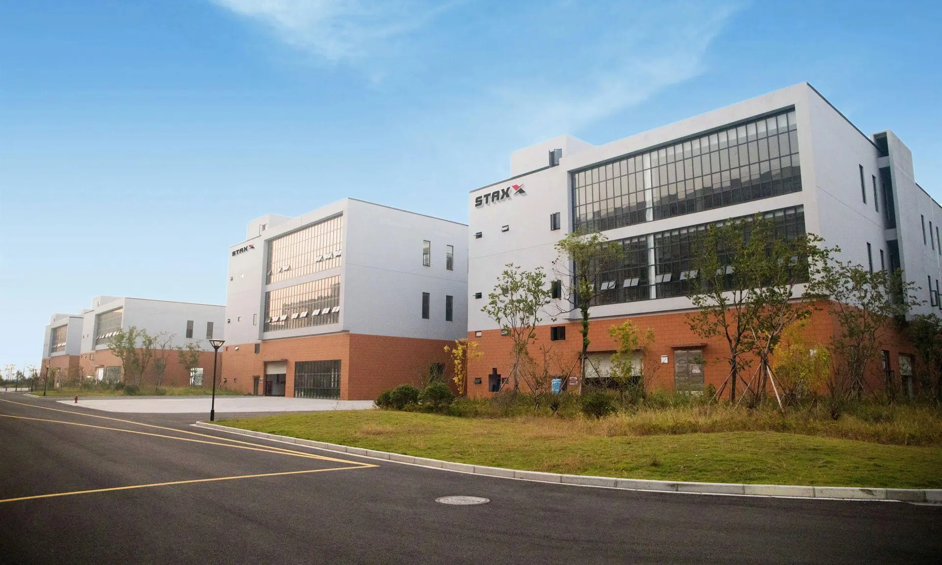 company (2)rz0
