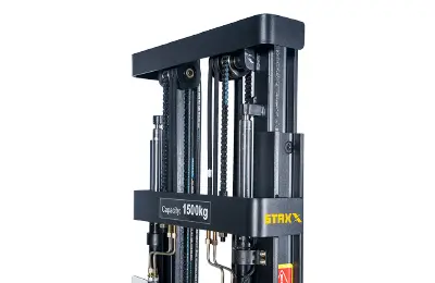 WRS15T Pantograph Reach Stacker (5)7k7