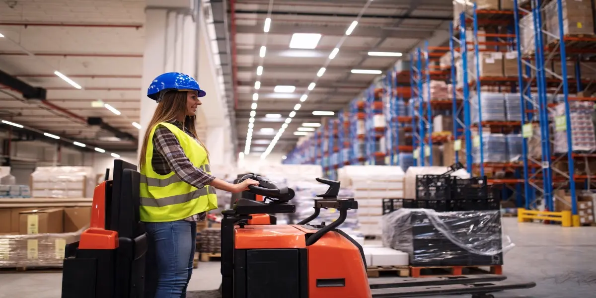 Navigating the Challenges of a Volatile Market with Electric Powered Pallet Trucks